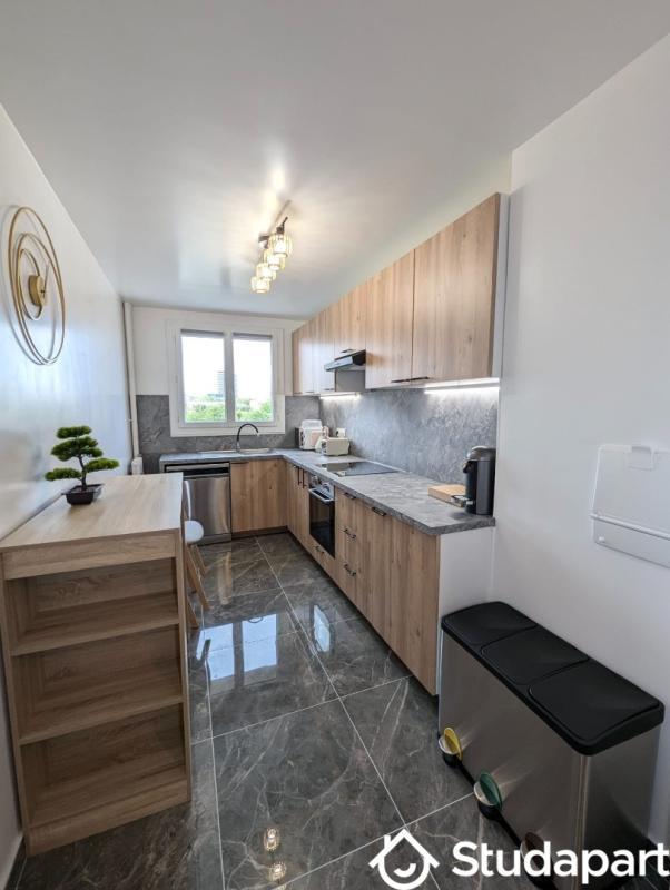 Chambre - 9 m² - 1 pièce