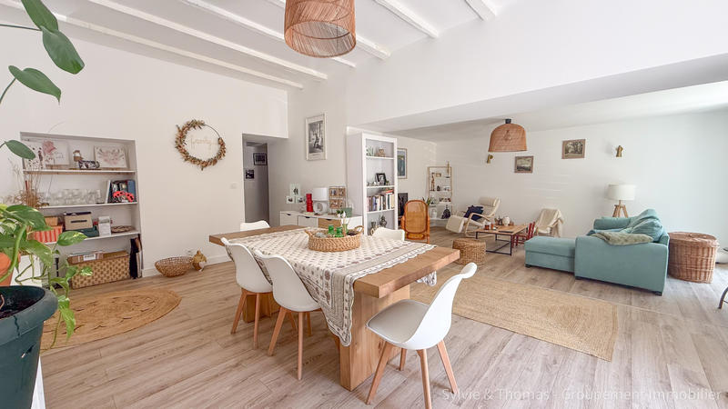 Appartement - 100 m² - 4 pièces