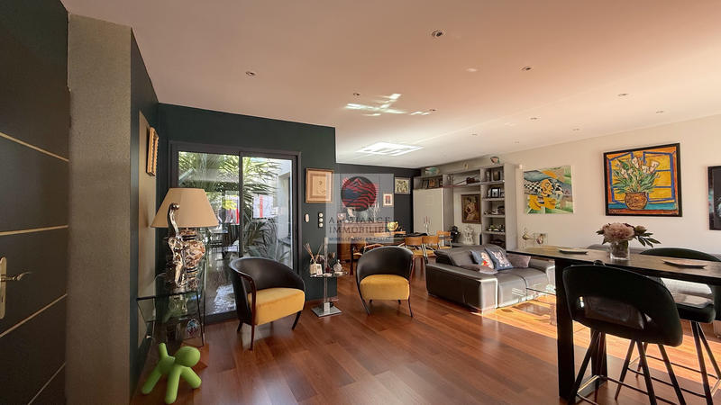 Maison - 167 m² - 6 pièces