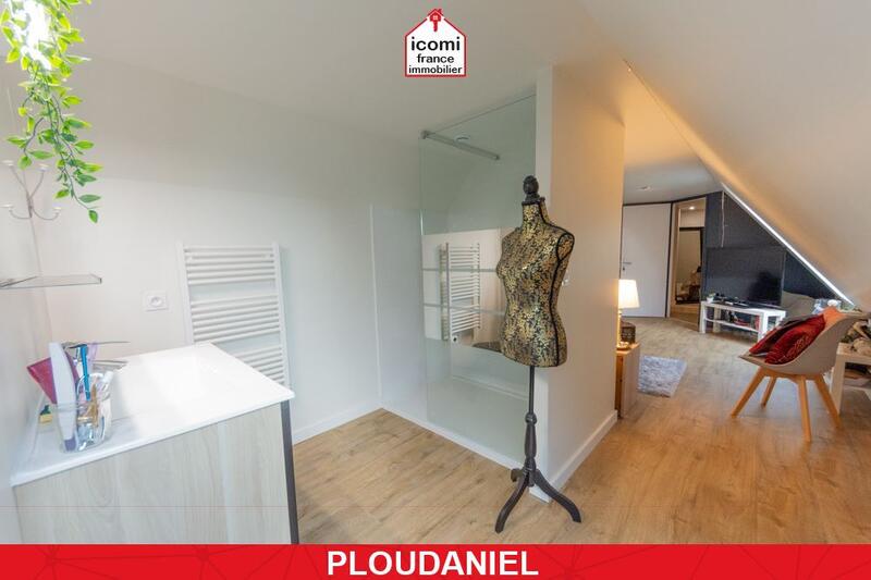 Maison - 260 m² - 9 pièces