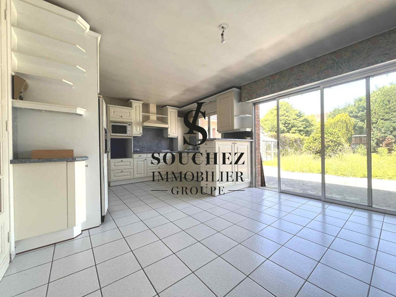 Maison ancienne - 235 m² - 8 pièces