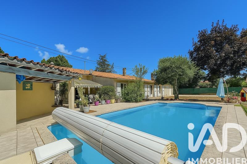 Maison - 169 m² - 8 pièces