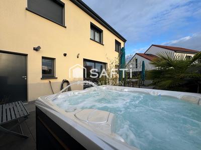 Maison - 158 m² - 6 pièces