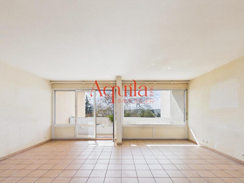 Appartement - 110 m² - 5 pièces