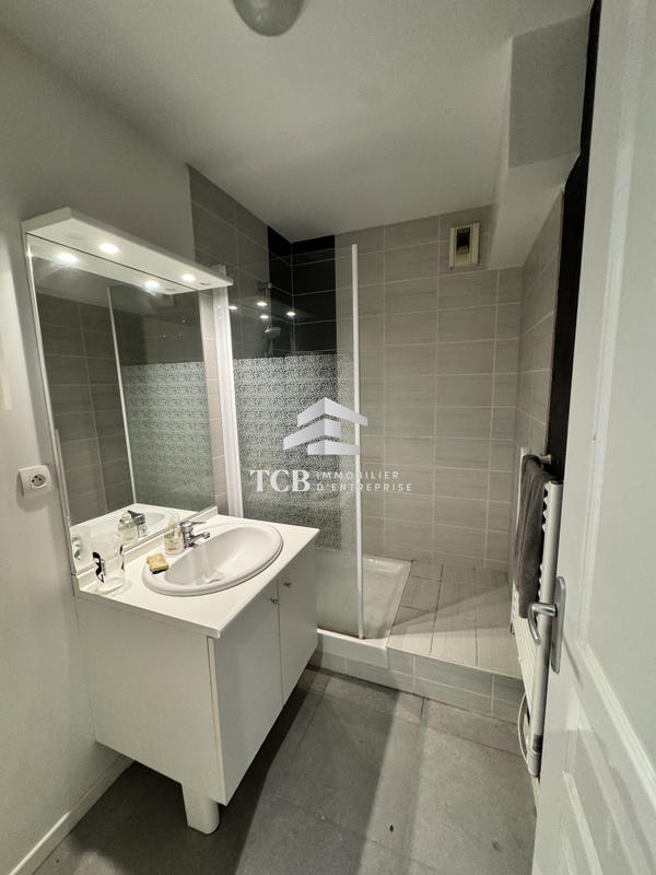 Local commercial - 91 m²