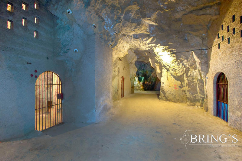 Maison ancienne - 110 m² - 40 pièces