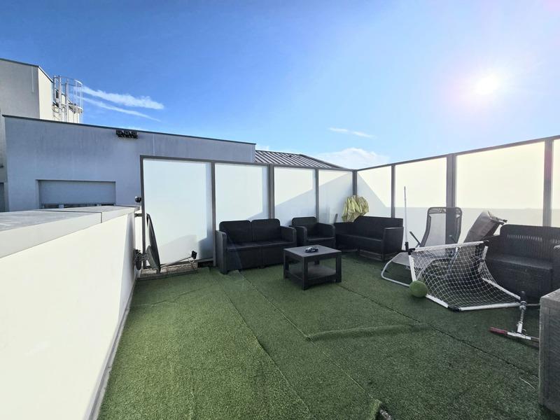 Appartement ancien - 67 m² - 3 pièces