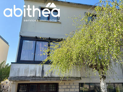 Maison - 103 m² - 6 pièces