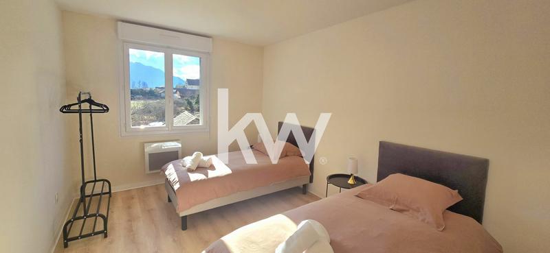 Appartement - 102 m² - 3 pièces