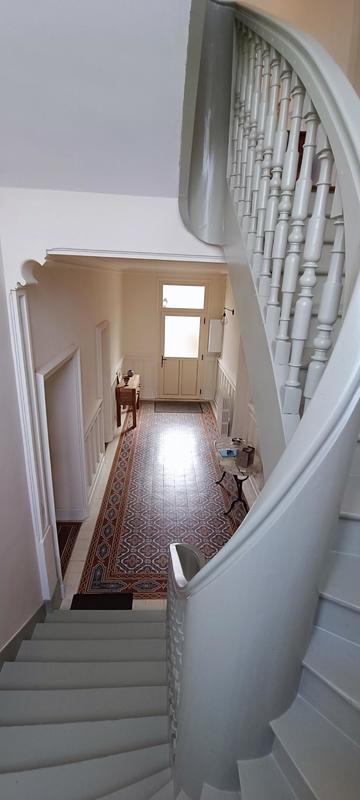 Maison - 215 m² - 7 pièces