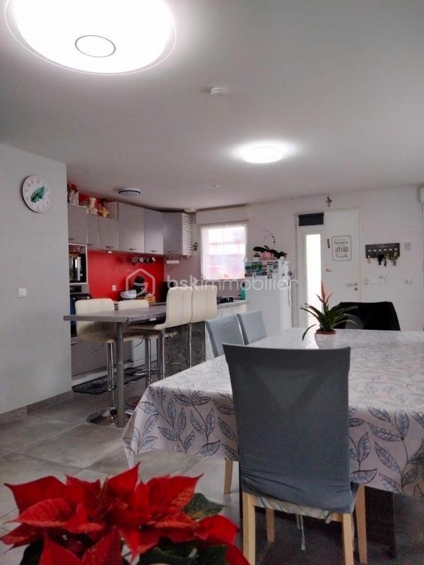 Maison traditionnelle - 80 m² - 4 pièces