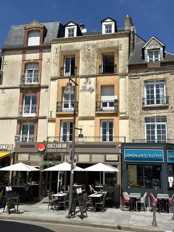 Appartement - 115 m² - 4 pièces