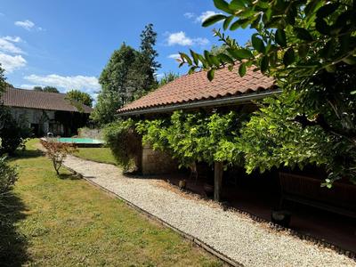 Maison de village - 100 m² - 5 pièces