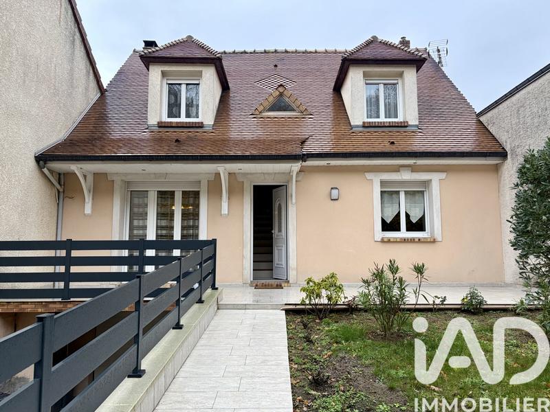 Maison - 130 m² - 6 pièces