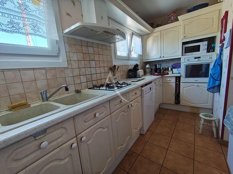 Maison - 105 m² - 4 pièces