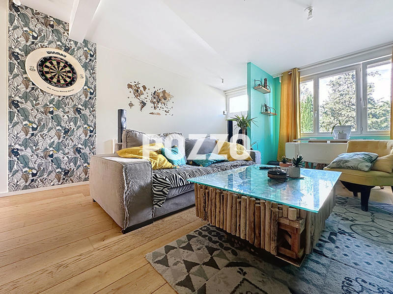 Maison - 85 m² - 5 pièces