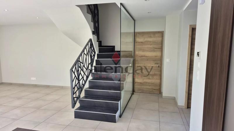 Maison - 116 m² - 5 pièces