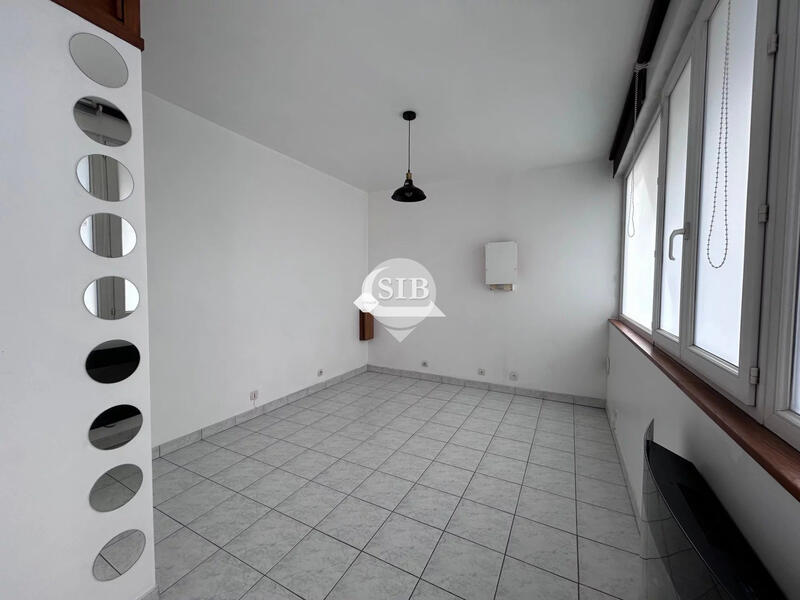 Fonds de commerce - Magasins - 16 m²