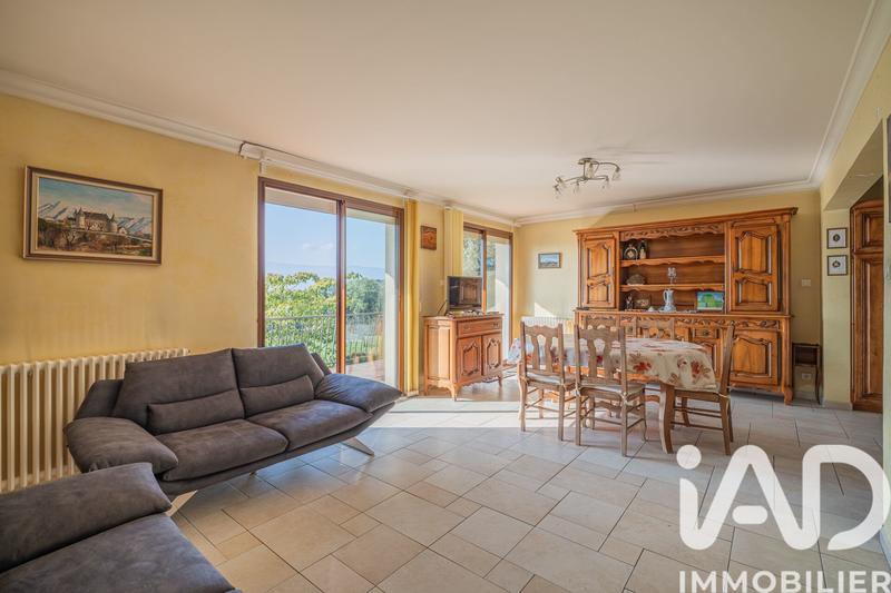 Maison - 179 m² - 6 pièces