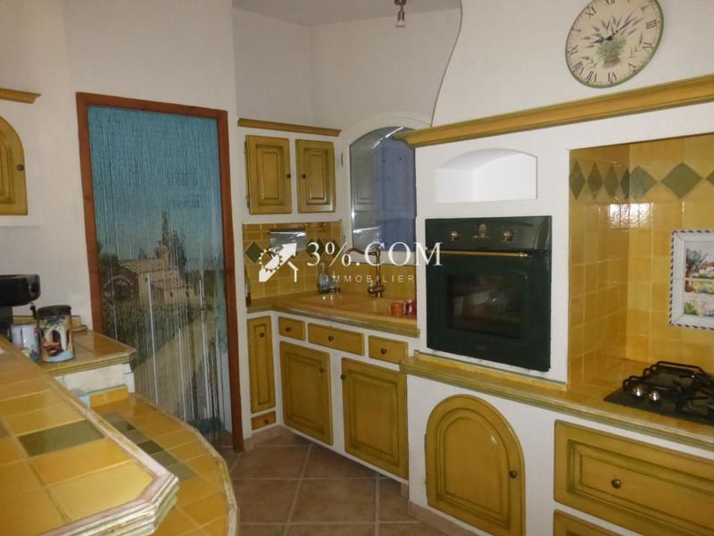 Propriété - 138 m² - 6 pièces