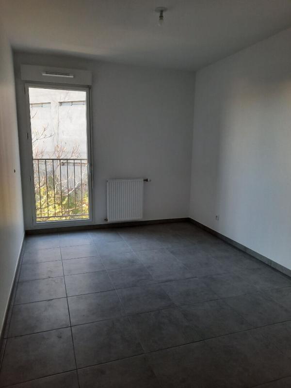 Appartement - 85 m² - 3 pièces