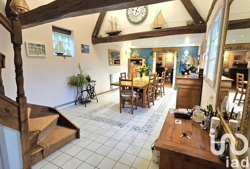 Maison - 200 m² - 8 pièces