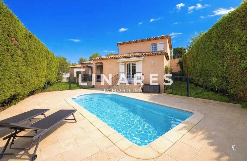 Maison - 155 m² - 6 pièces