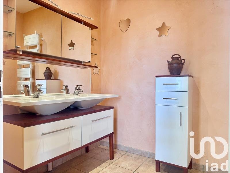 Appartement - 80 m² - 3 pièces