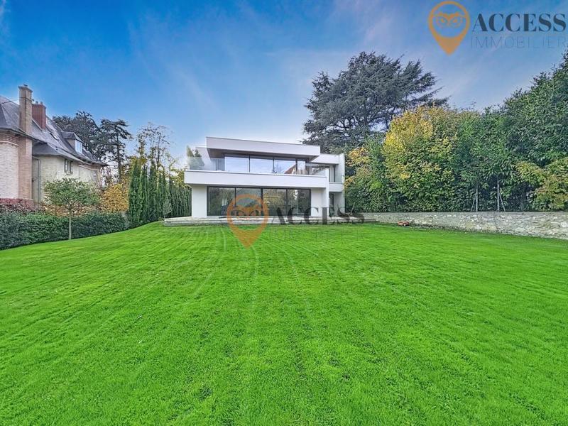 Maison - 177 m² - 7 pièces