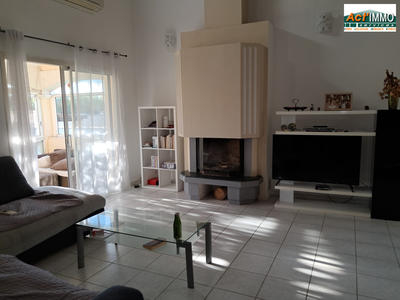 Maison - 182 m² - 7 pièces