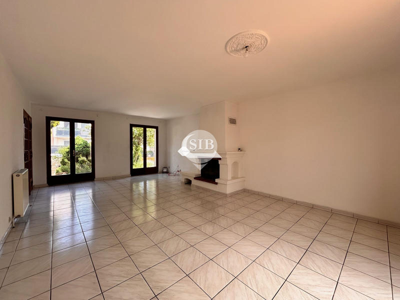 Maison ancienne - 114 m² - 6 pièces