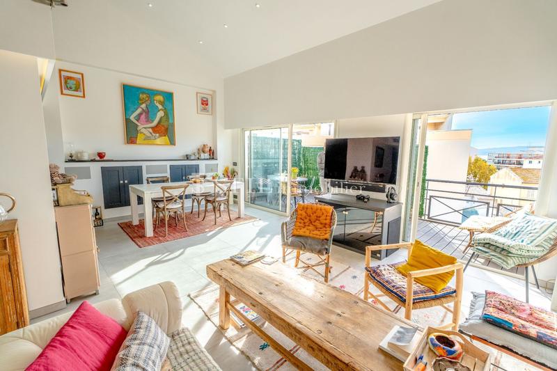 Appartement - 122 m² - 5 pièces