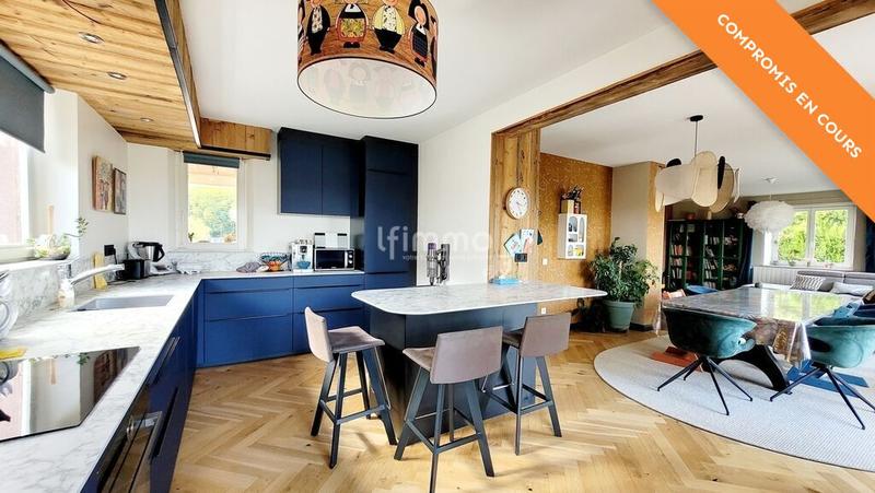 Maison - 192 m² - 6 pièces