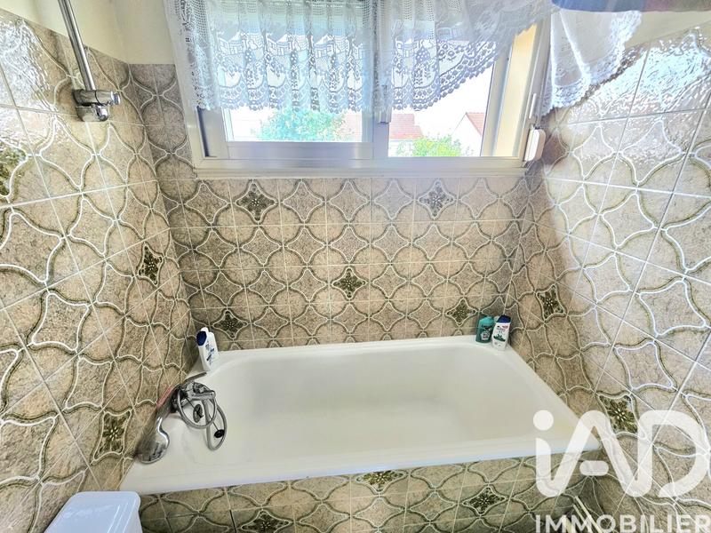 Maison - 84 m² - 5 pièces