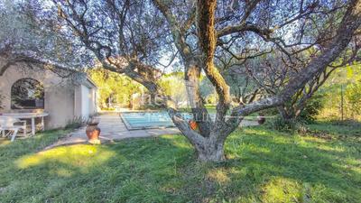 Villa - 102 m² - 5 pièces