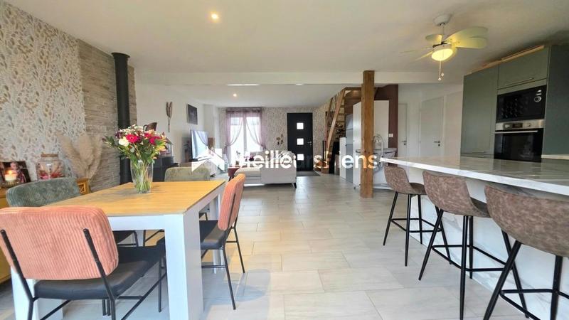 Maison - 96 m² - 4 pièces