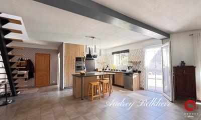 Villa - 139 m² - 5 pièces