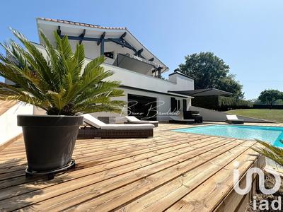 Maison - 175 m² - 5 pièces