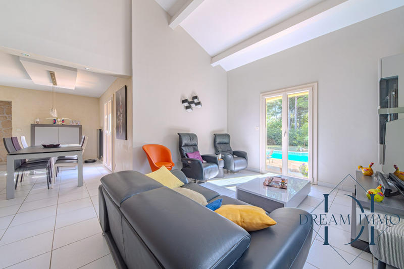 Maison - 142 m² - 5 pièces