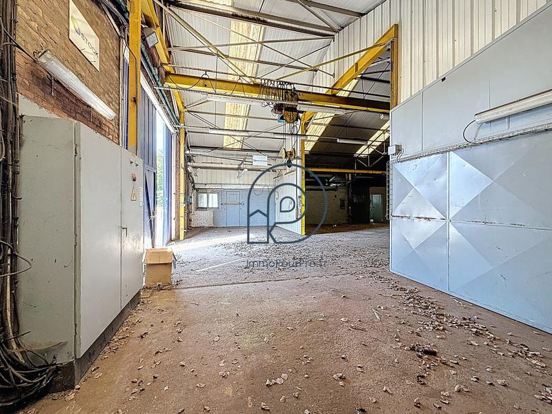 Entrepôt - 378 m²