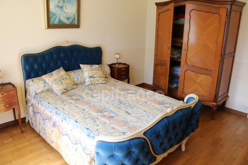 Maison - 205 m² - 8 pièces