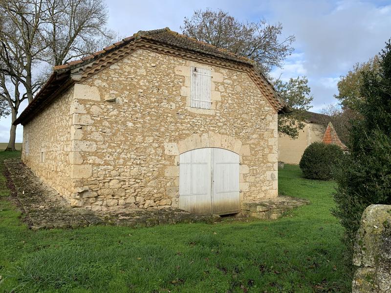 Maison ancienne - 280 m² - 6 pièces