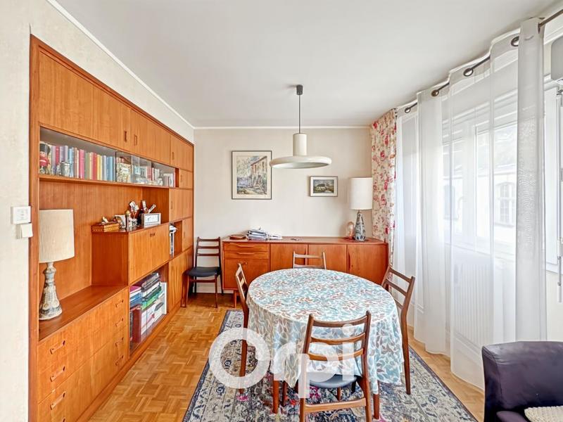 Appartement - 80 m² - 4 pièces