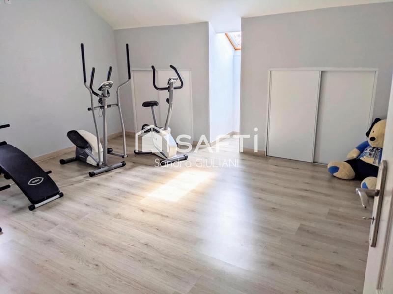 Maison - 155 m² - 6 pièces