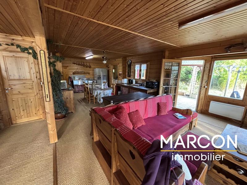 Maison - 213 m² - 4 pièces