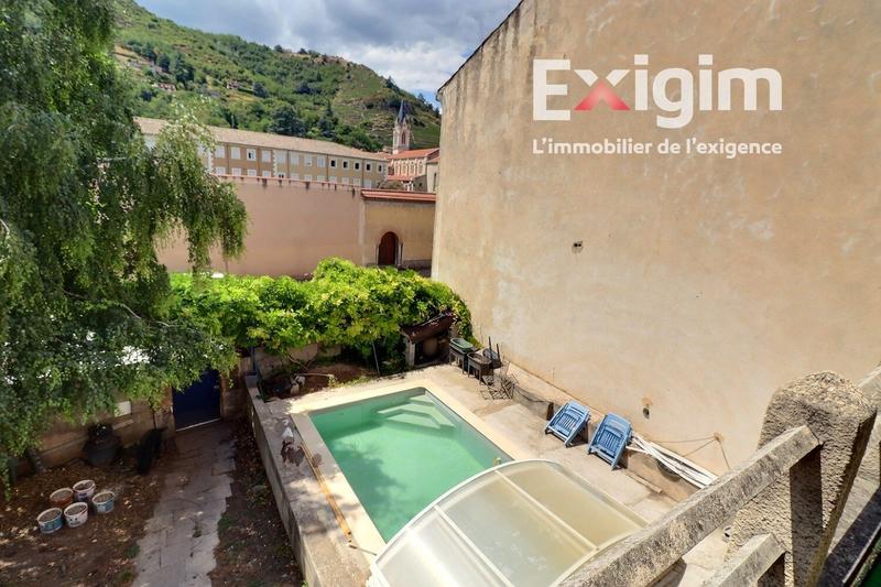 Maison - 150 m² - 7 pièces