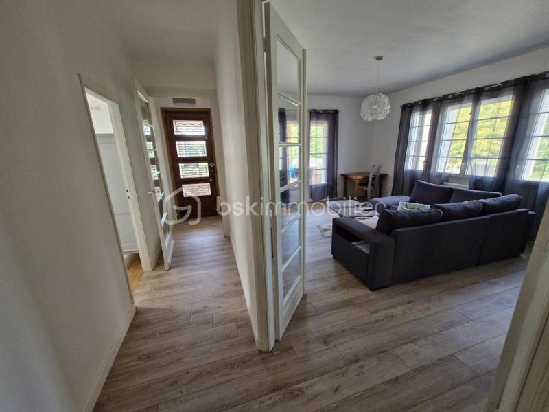 Maison traditionnelle - 160 m² - 7 pièces