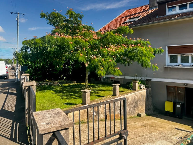 Maison - 144 m² - 7 pièces