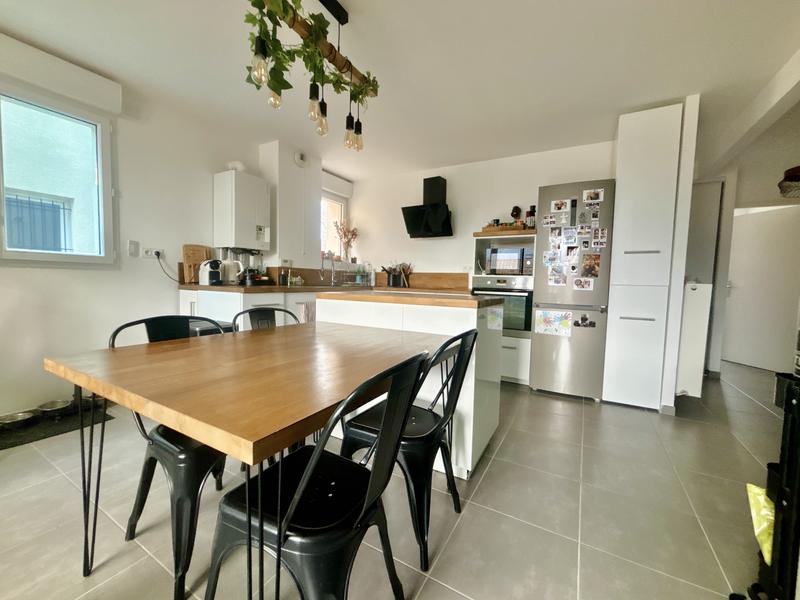 Appartement - 86 m² - 4 pièces