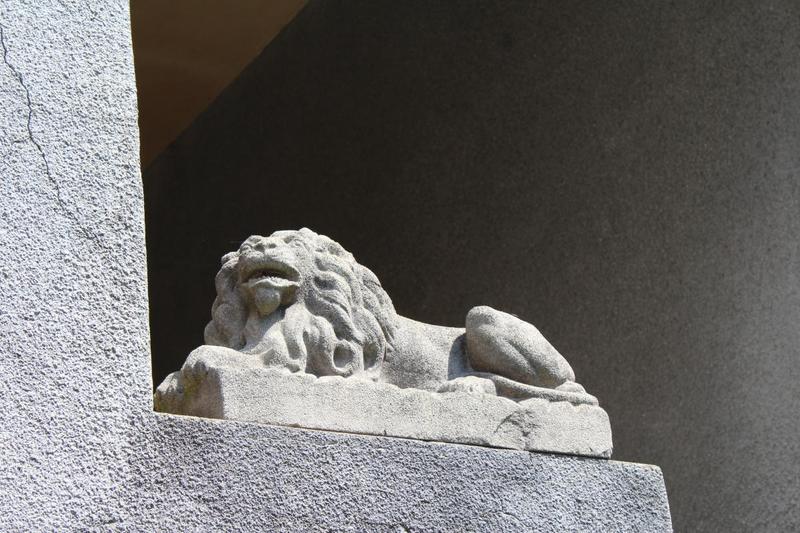 Maison - 380 m² - 12 pièces